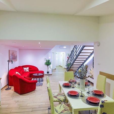 Perla Castellana Apartment Kastela Exterior photo